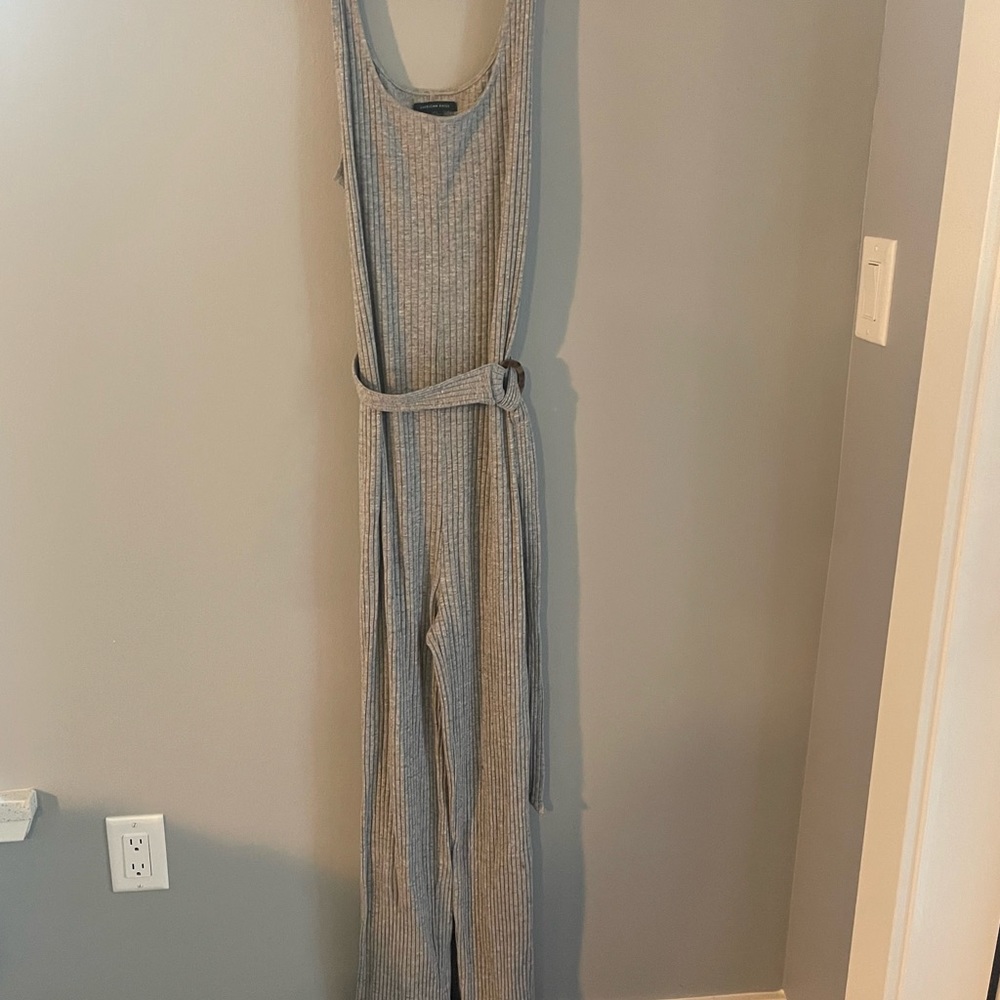 AE grey jumpsuit Size